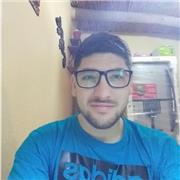 Profesor de biología imparte para dar clases a niños de todas las edades